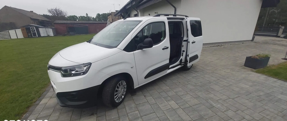 Toyota Proace City Verso cena 72900 przebieg: 65573, rok produkcji 2020 z Oborniki małe 497